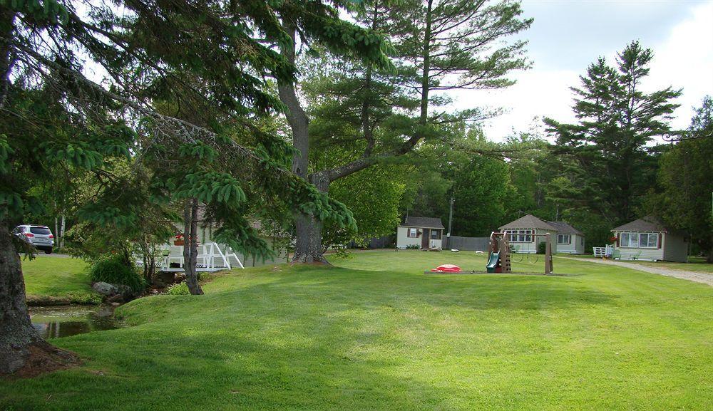Bay Leaf Cottages & Bistro Lincolnville Exterior foto